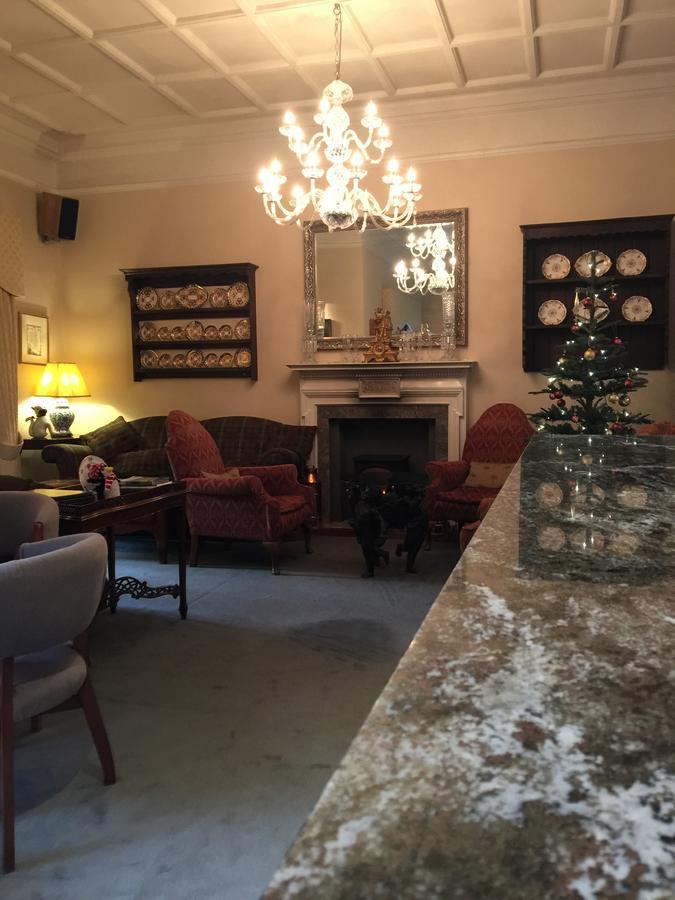 The Pines Hotel Taplow Exterior foto